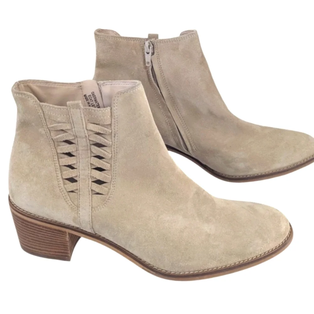 Paul Green Vienna Beige Boot... Size UK 7.5  US 10
